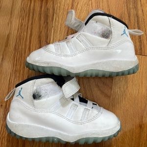 Toddler Jordan Retro 11 BT size 8c